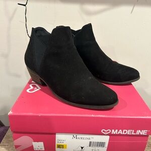 Madeline black booties